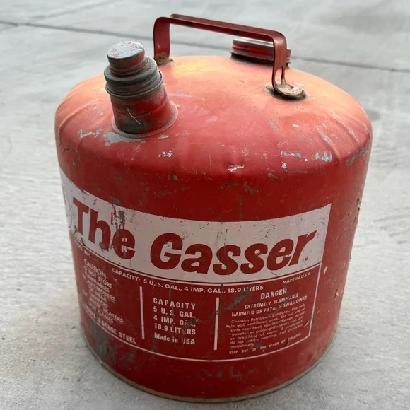 Vintage EAGLE The Gasser 5 Gallon Gas Can - Picture 2 of 4